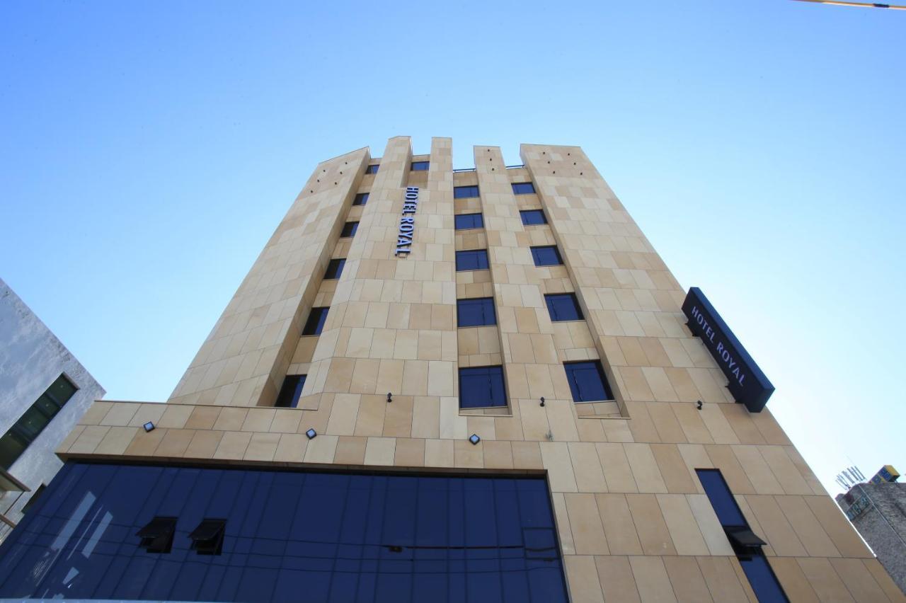 Royal Hotel Jeongeup Zewnętrze zdjęcie