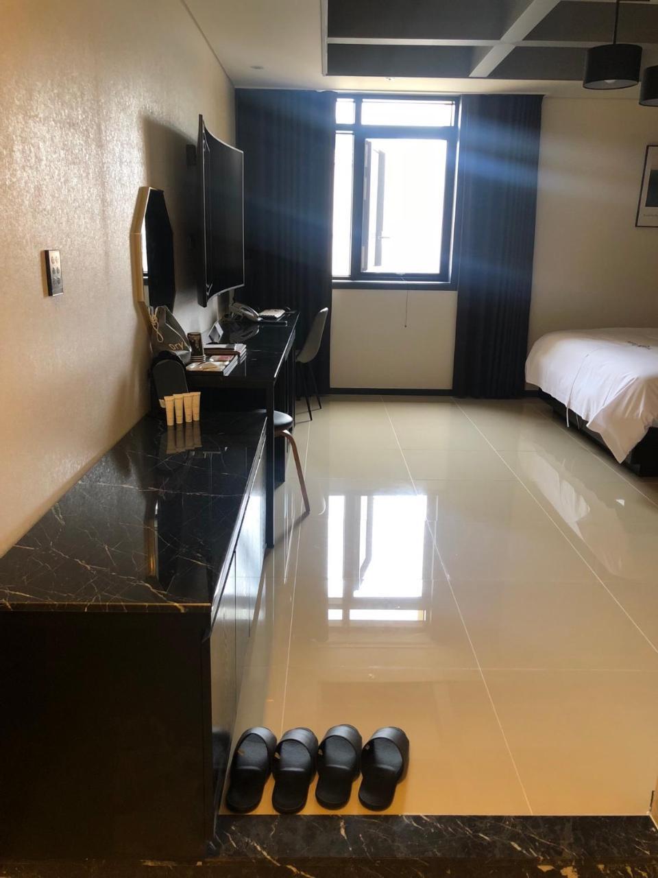 Royal Hotel Jeongeup Zewnętrze zdjęcie