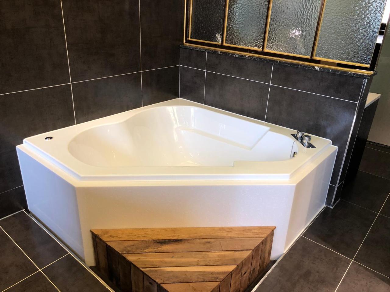 Royal Hotel Jeongeup Zewnętrze zdjęcie